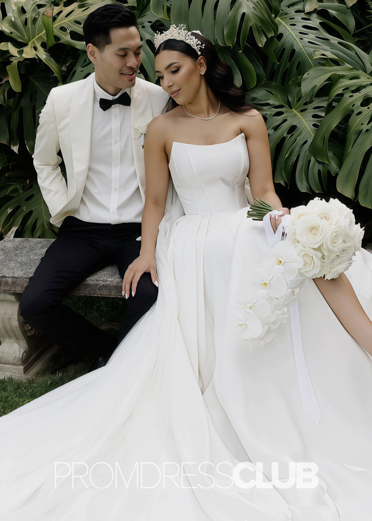 Elizabeth |White Simple Wedding Dresses Satin Strapless for Beach