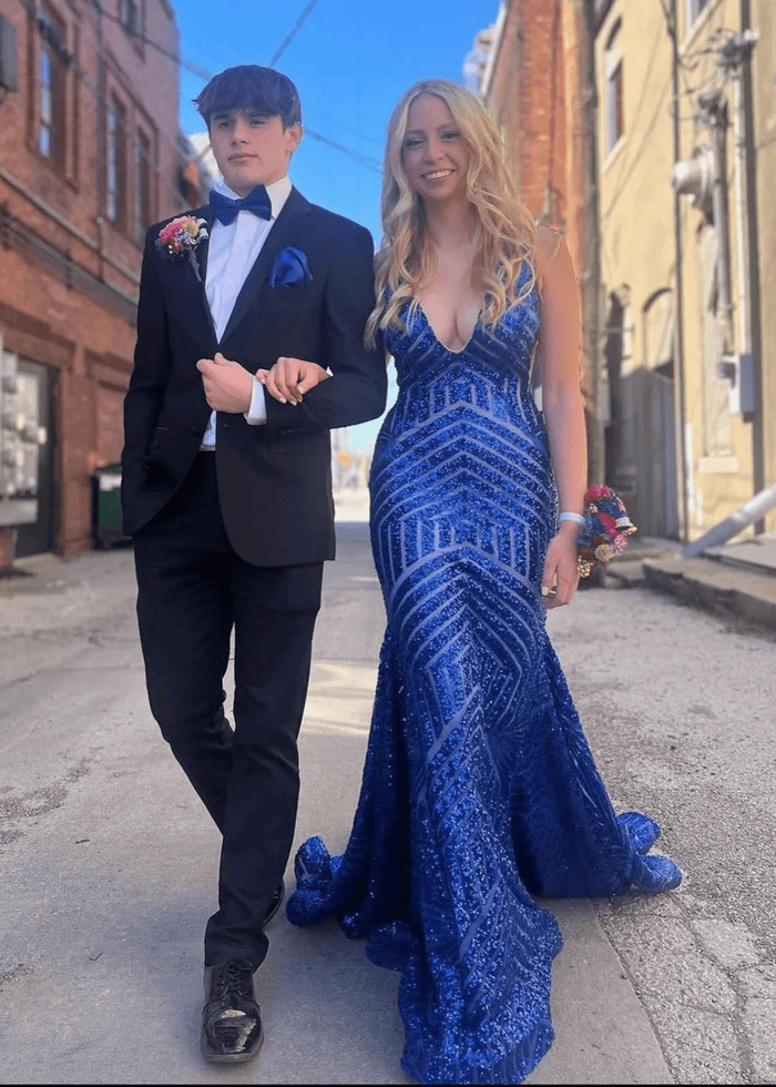 Joyce | Trumpet/Mermaid V Neck Orange White Sequin Prom Dress with Train - Royal Blue - PromDressClub