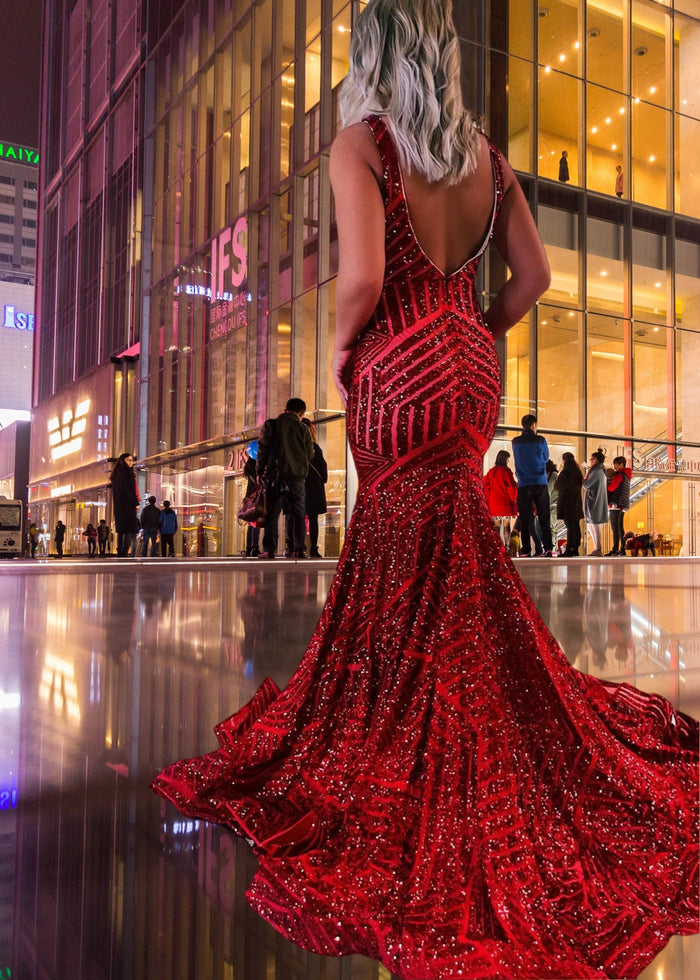 Joyce | Trumpet/Mermaid V Neck Orange White Sequin Prom Dress with Train - Burgundy - PromDressClub
