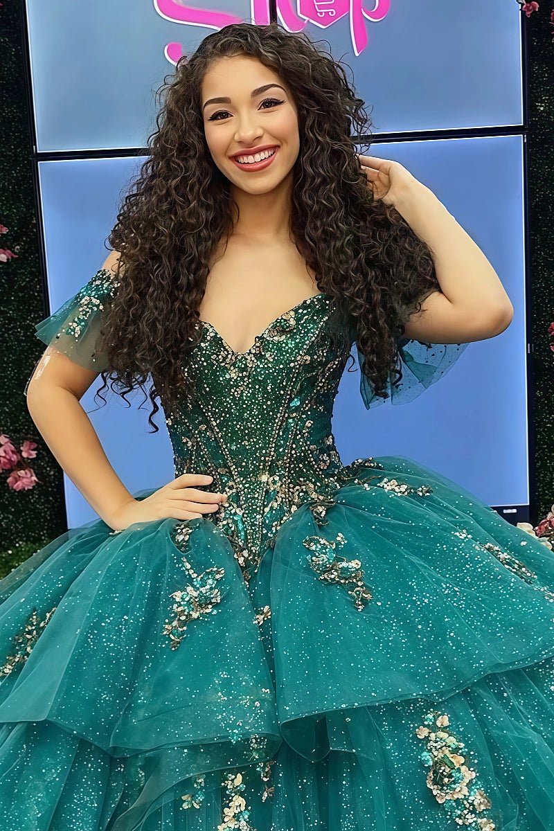 Leticia | Own Your Spotlight in Stunning Emerald Green Quince Dress - Emerald Green - PromDressClub
