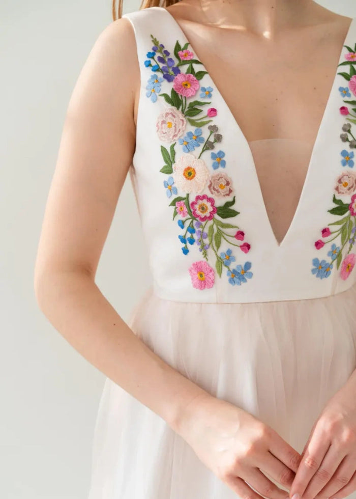 Luciana | Discover Your Dream Floral Wedding Dress: Timeless Elegance & Effortless Grace - White Floral - PromDressClub