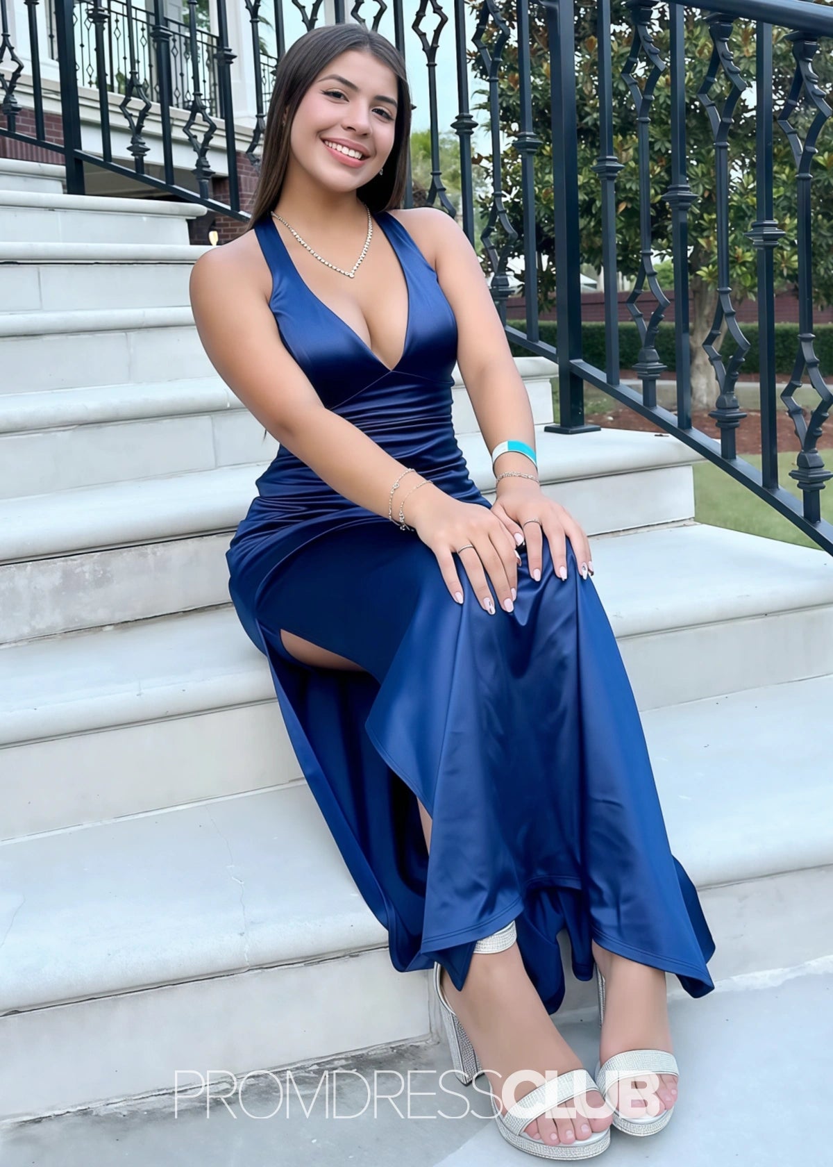 Mag | Mermaid Emerald Green Satin Long Formal Dress Near Me - Navy Blue - PROMDRESS Club