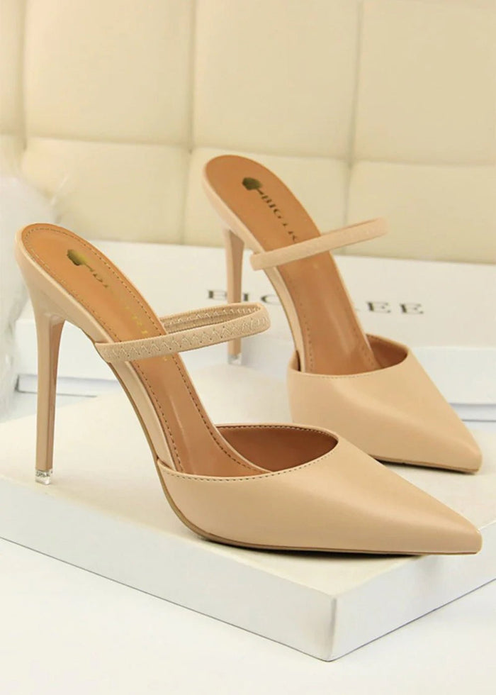 Stylish Women White Sandals: Elevate Your Look with Pointed Toe Sandals - Apricot - PromDressClub